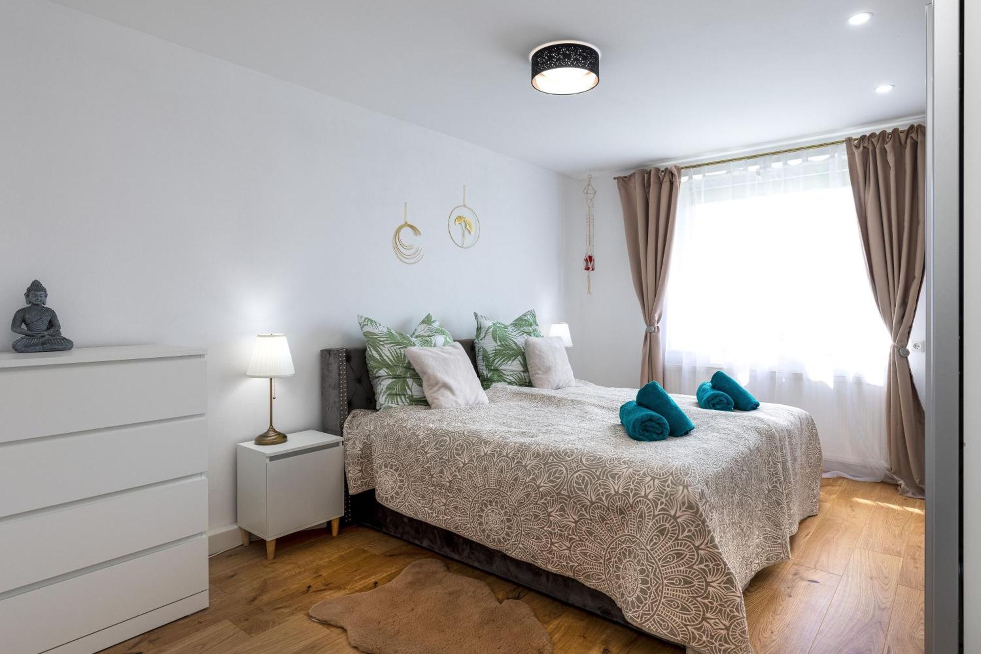 Schoenes, Modernes Apartment Mit Zwei Schlafzimmern - Zentral Mit Balkon Fuer 6 Personen Монтабаур Экстерьер фото